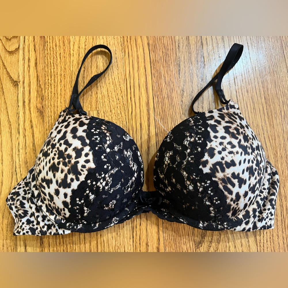 Victorias Secret Miraculous Plunge Push Up Bra~36A~Leopard Print